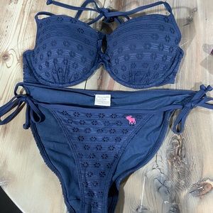 Abercrombie string bikini